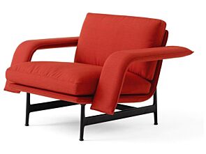 1_Meantime-Lounge-Chair-AV29_Warm-Black-Base-w.-Fiord-0571_Angled-Front-1200x1600.jpg