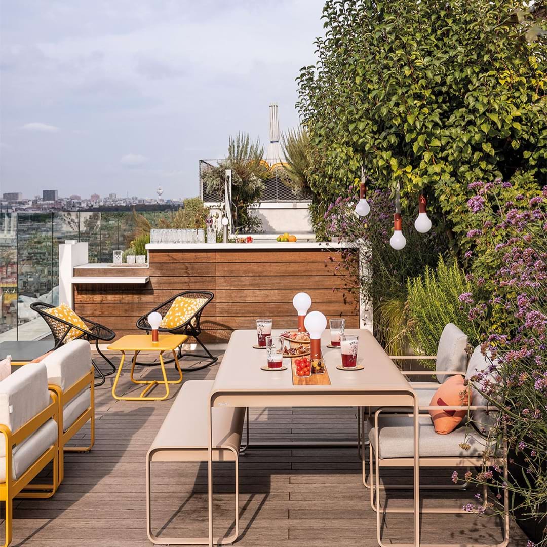 Shop the look set table et chaise Bellevie Fermob