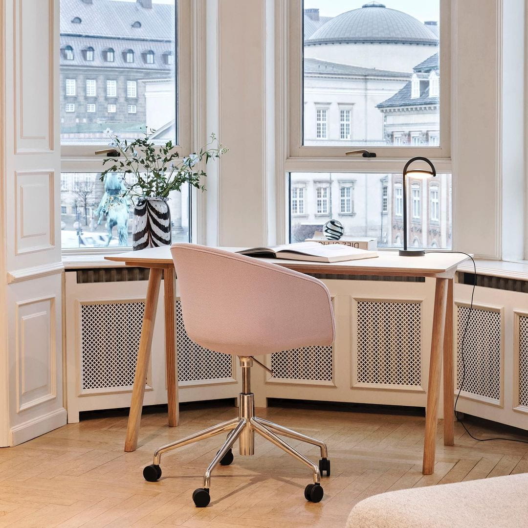 About a Chair_CPH 90 Desk_hay