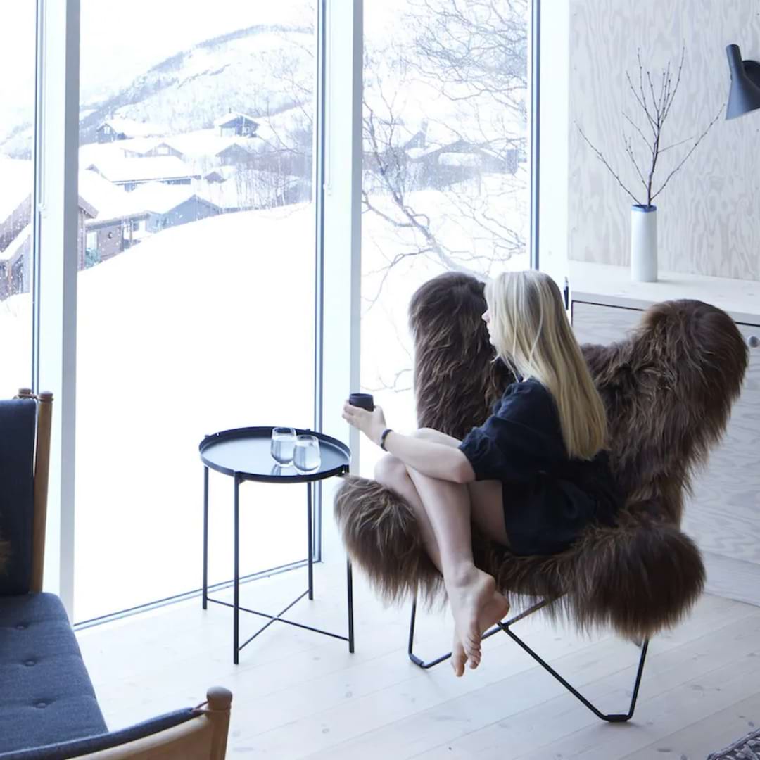 Cuero_Butterfly_Chair_Iceland_ Mariposa_Wild