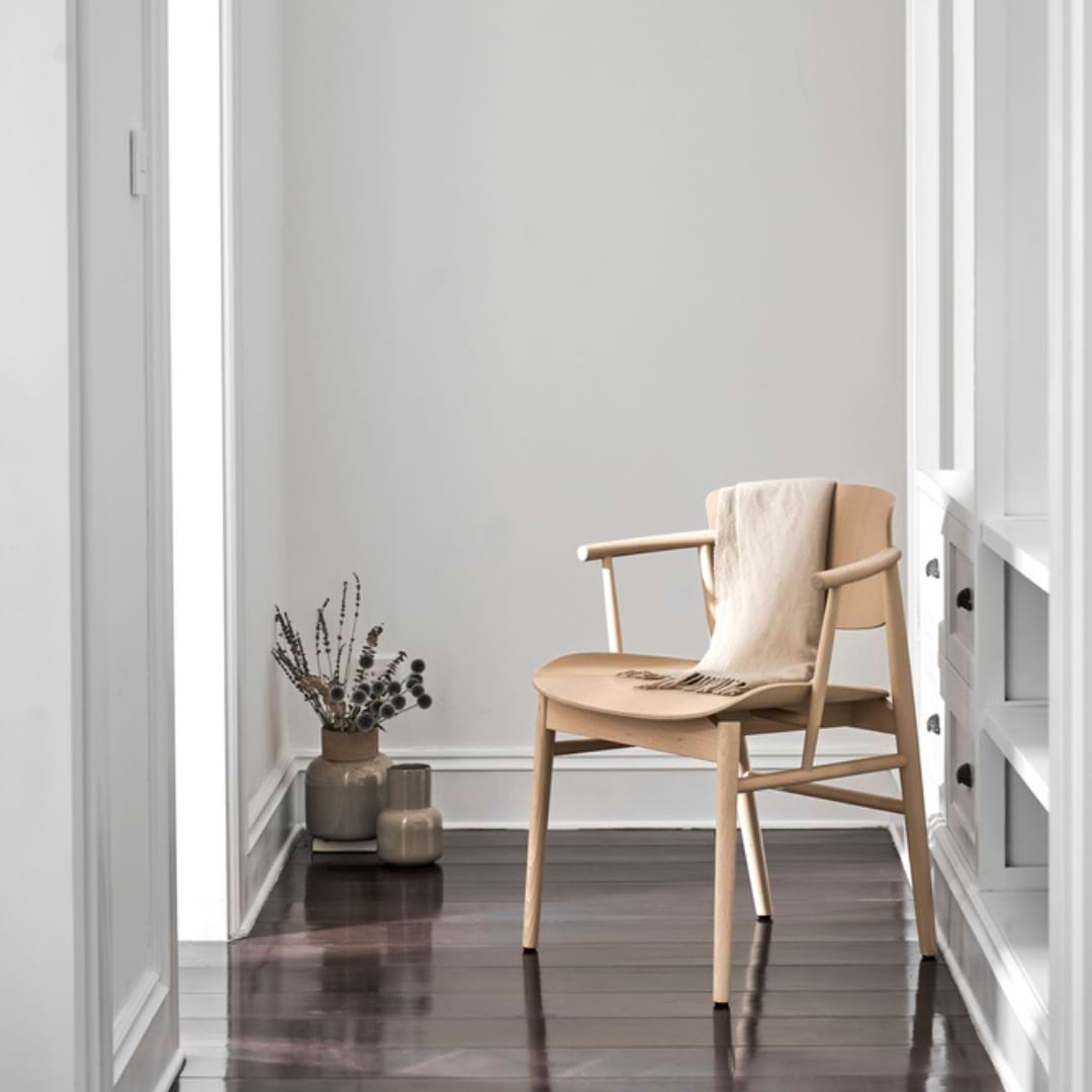 Fritz_Hanse_Chaise_N01