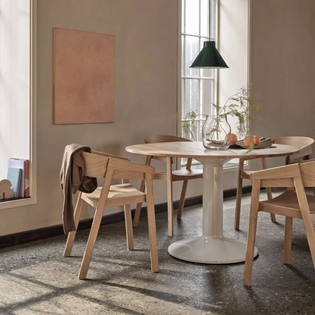 Muuto_Cover_Armchair_Top_Pendant_Lamp_Silent_Vase