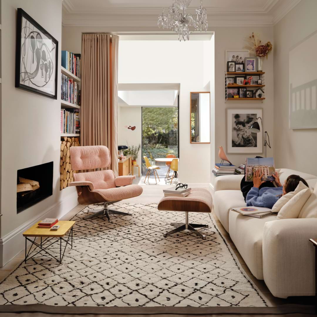 Sélection automne homepage 2024_vitra_occasional_table_eameslounge