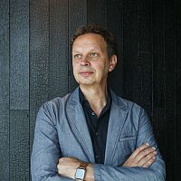 Tom Dixon