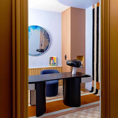 petitefriture_vertigo_table_chaise_design_francis_miroir_fauteuil_guisset_lampe_snoopy