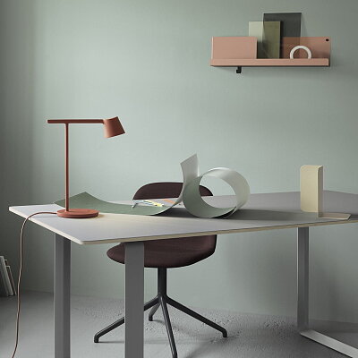muuto_tip table_folded_70-70