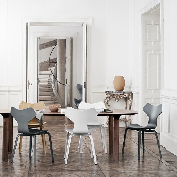 Fritz hansen_grand prix_analog