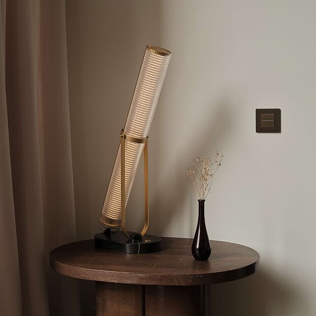 DCW_La_Lampe_Frechin
