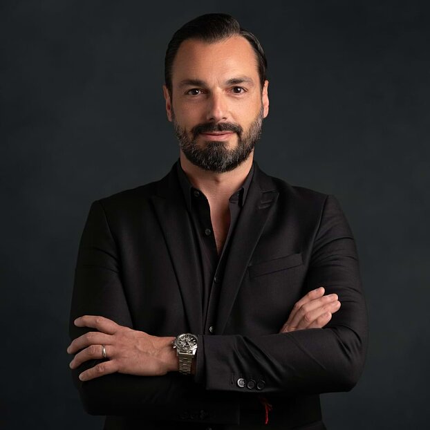 A photo of Manuel Benitez